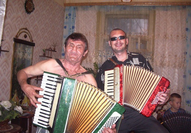 Как создают баяны