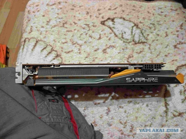 Продам видеокарту Sapphire Radeon R9 290X 4GB.