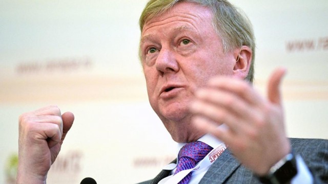 Зюганов назвал подходящее для Чубайса место