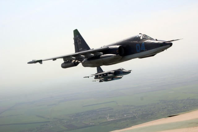 Су-25.