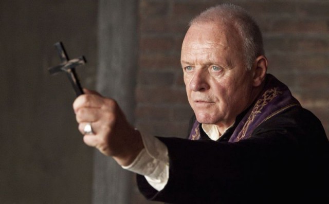 Экзорцисты есть у кого знакомые?