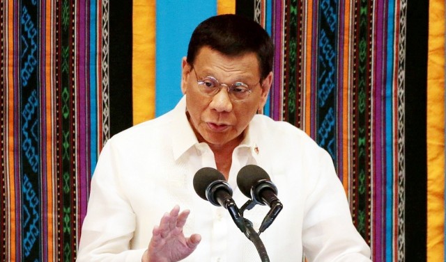 Филиппины "попросили на выход" военных США