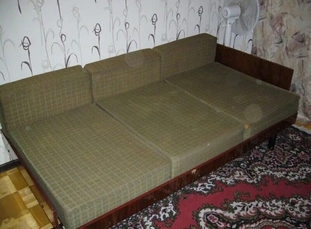 Вот что в итоге вышло с диваном.