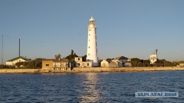 Поход на катере бухта Казачья (Севастополь) к мысу Тарханкут (Оленёвка) в сентябре 2019