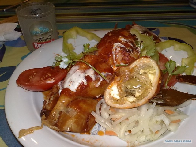 Фаршированный кальмар по Дженибековски.