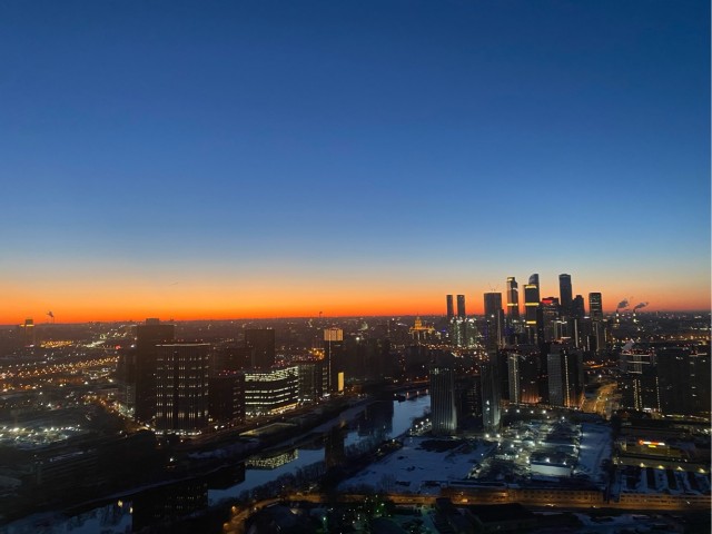 Рассвет. Москва