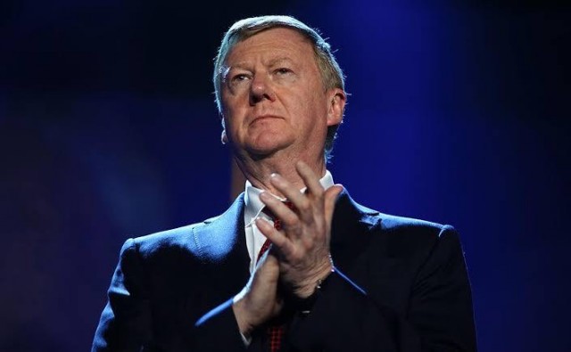 Володин призвал экстрадировать Чубайса в Россию