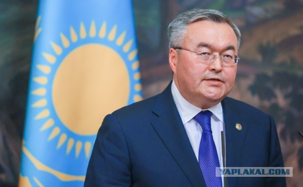 Казахстан призвал запретить ядерное оружие из-за конфликта на Украине.