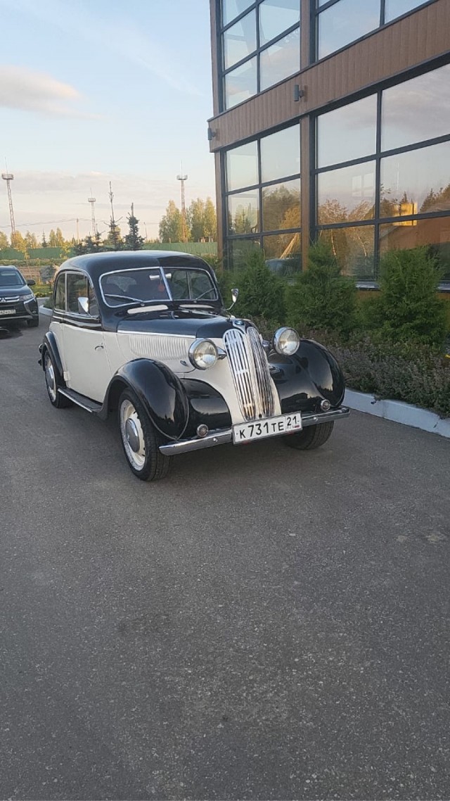 Вот такую штуку приобрел товарищ