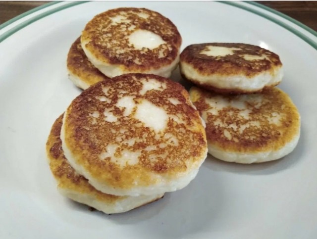 Масленица в разгаре - сырники на завтрак!