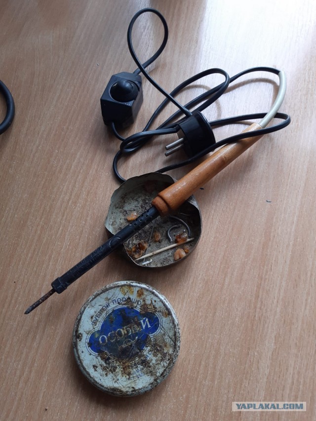 А какая у вас банка с припоем?
