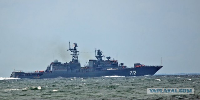 В Средиземное море отправили российский флот!