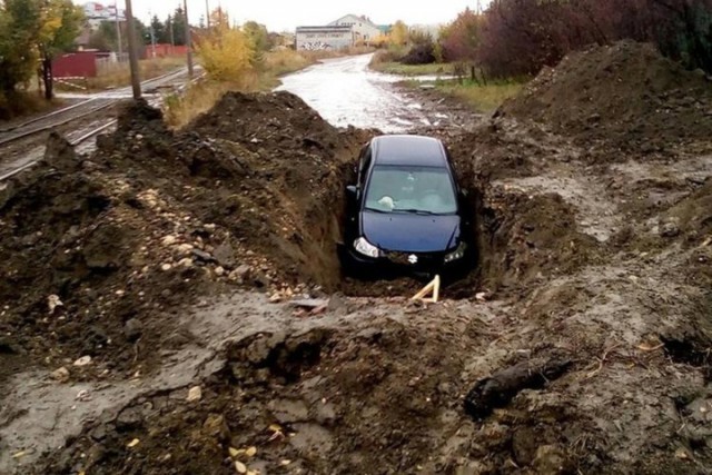 На конкурс "Убитые дороги" больше всего фото прислали из Саратовской области