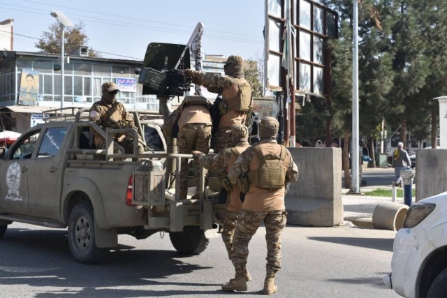 Талибы заявили о переброске бойцов спецназа на границу с Таджикистаном