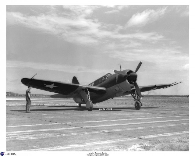 Curtiss SB2C Helldiver. Скотина US NAVY.