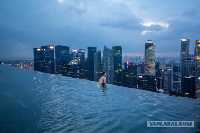 Отельное чудо света в Сингапуре