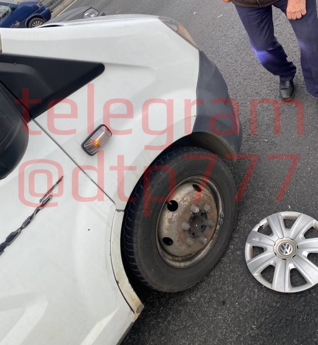 Дедушка извиняется.