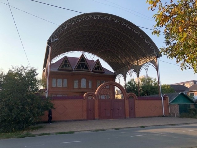 Подскажите вариант крыши.
