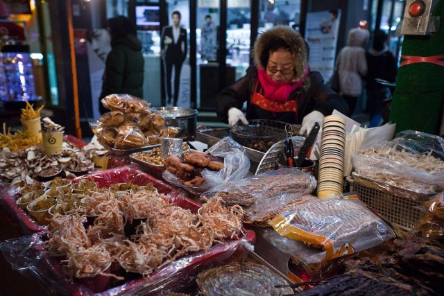 Ночной рынок в Мёндоне