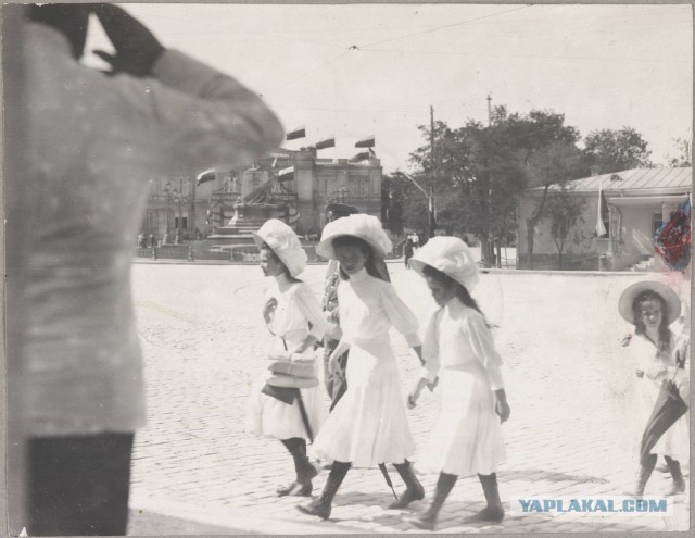 Крым на фотографиях разных лет. Очень разных