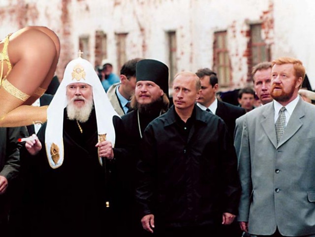 Фотожаба: Путин и священники