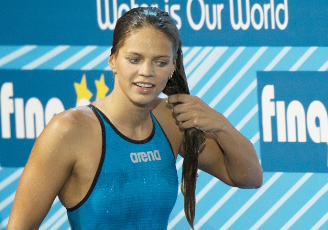 Ефимова завоевала олимпийское серебро в плавании на 100 м брассом