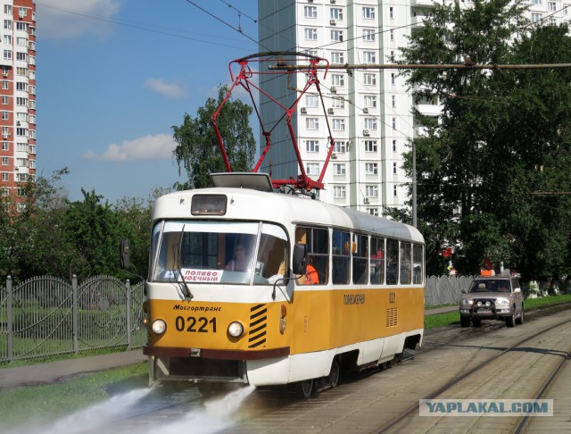 Чудо-автотрактор КрАЗа получил золотую медаль на украинской агровыставке