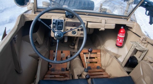 Жук-плавунец: тест-драйв Volkswagen Type 166 Schwimmwagen