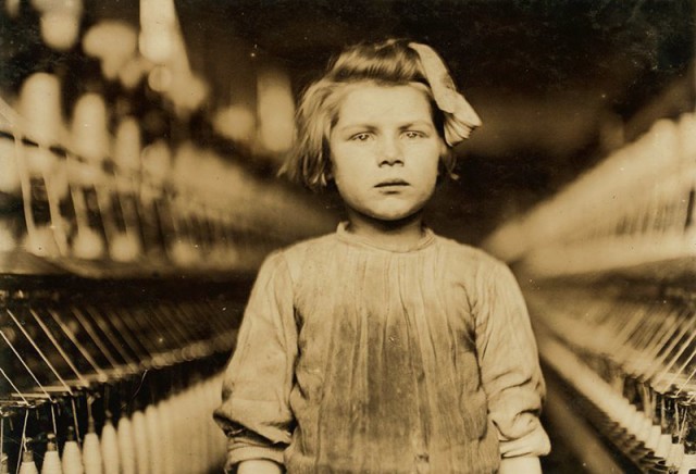 Вот так выглядела эксплуатация детского труда в начале ХХ века