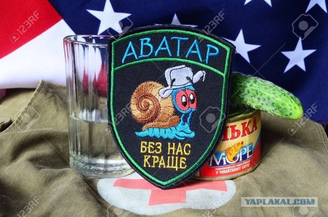 Мобилизованных в Тольятти проводили их близкие к автобусам до места боевой подготовки.
