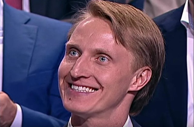 Московские курьеры рассказали сколько зарабатывают зимой без образования