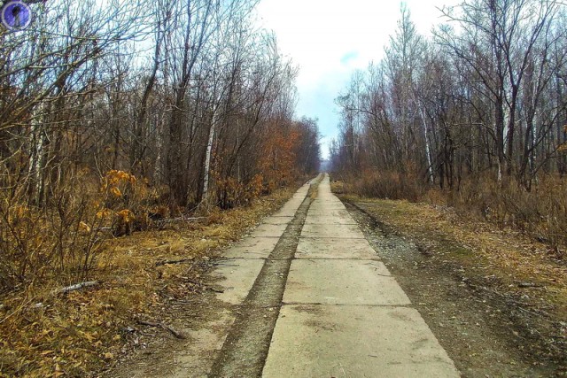 Заброшенный ракетный арсенал бывшего военного аэродрома "Кулон" в Переяславке