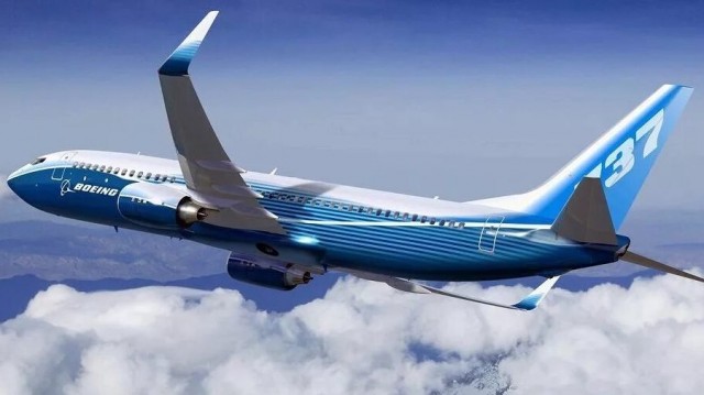 Два самолета Boeing не смогли взлететь из-за неисправности двигателей