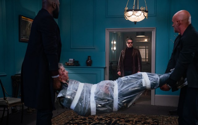 Наверное "Джентльменов" посмотрел