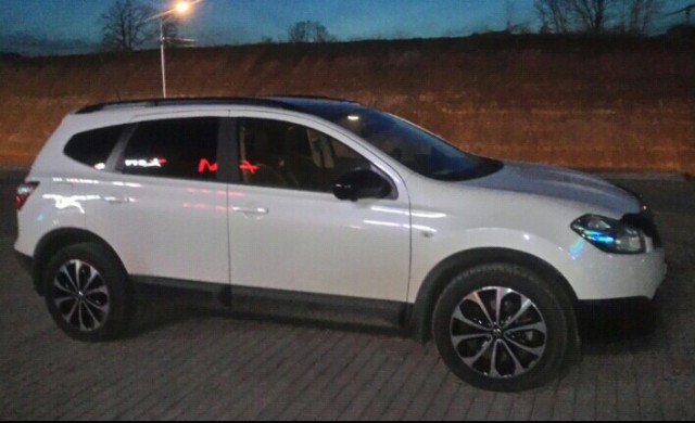 Nissan придумал машину, которую не надо мыть.