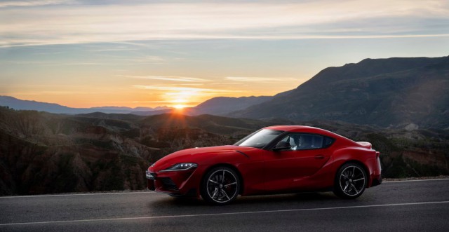 Toyota GR Supra на базе BMW Z4... Всего лишь 22 машины для России за 5 миллионов. Будем брать?