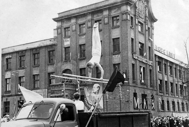Фотографии из прошлого нашей страны - 33
