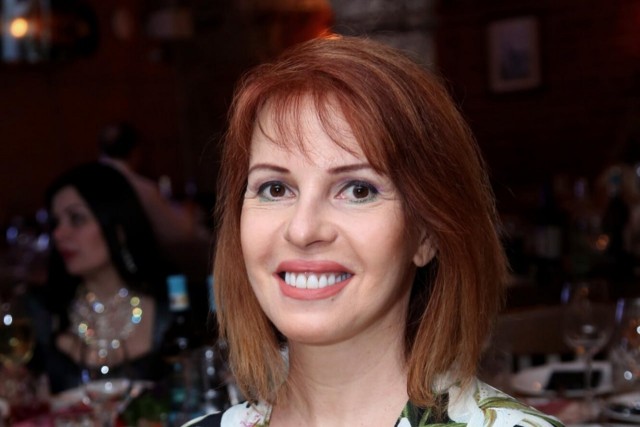 Певицу Наталью Штурм вышвырнули из машины после конфликта во дворе дома на Красноармейской улице в Москве