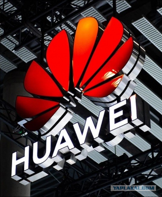 Huawei прекратила продажи и перестала отвечать на запросы России о поставках оборудования