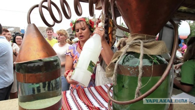 На святое покусились