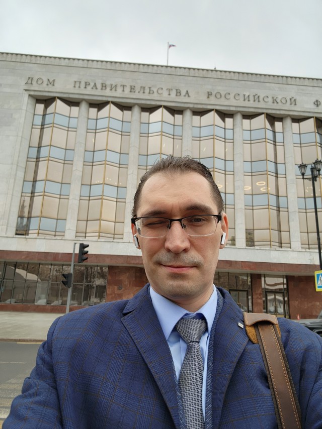 Зачем мужики ходят на работу?
