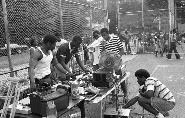 Как появился рэп