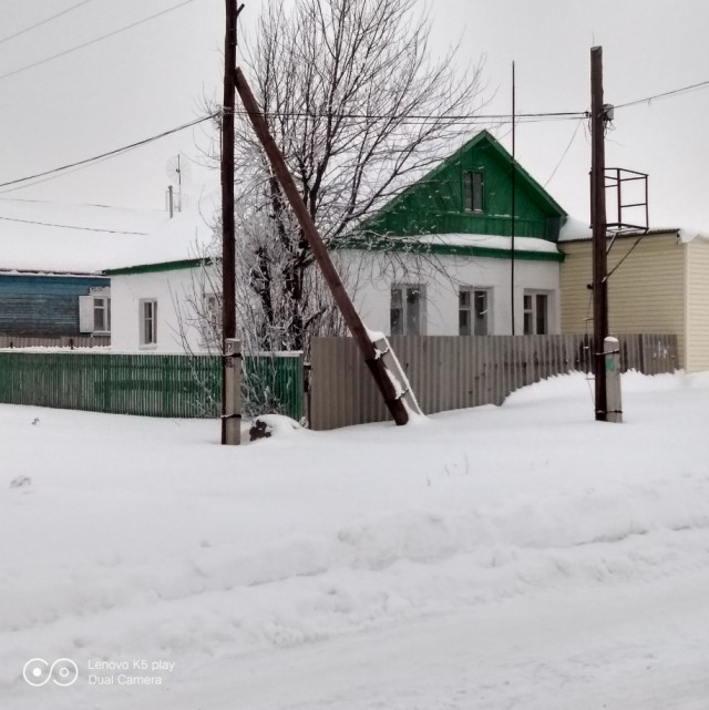 Продаётся дом в пригороде Оренбурга.