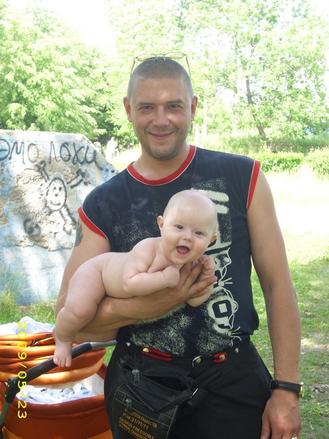 Большие папы и маленькие дети