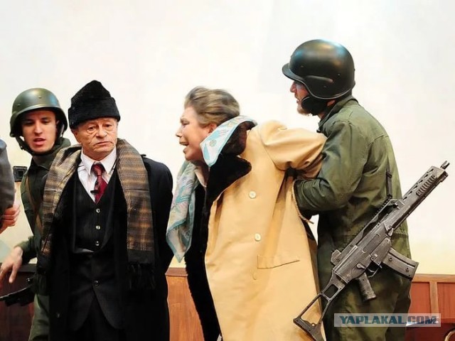 Срочная эвакуация Лукашенко из Дворца Независимости