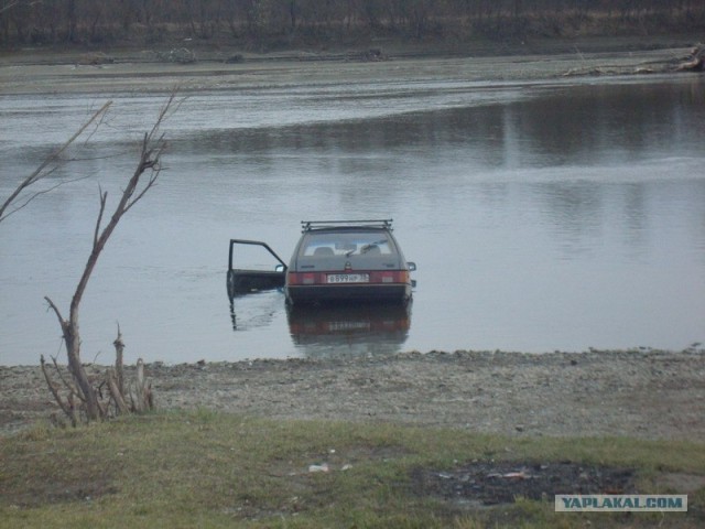 Женщины за рулем (видео)