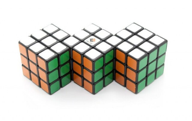 Как придумали самую продаваемую игрушку, и за какой кубик Рубика готовы выложить 2,5 миллиона дол.