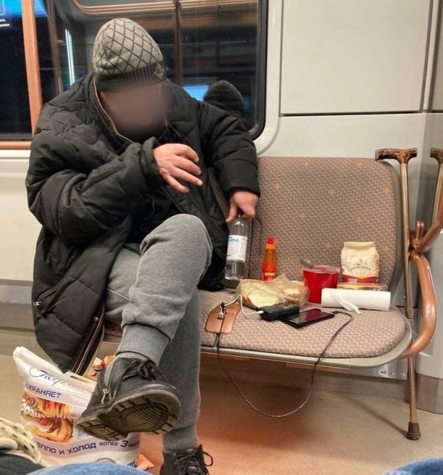 Вагон первого класса в метро Москвы