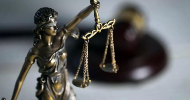 Верховный суд подтвердил равенство обоих родителей при определении места жительства детей после развода