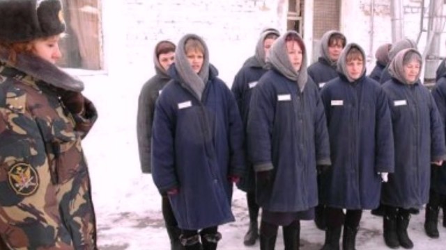 Опер упал  намоченный  !